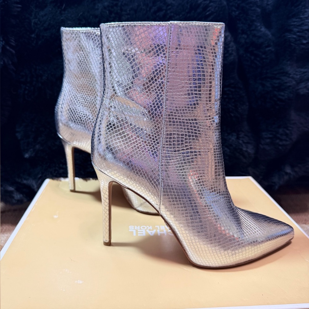 MICHAEL Michael Kors Silver Ankle Boots, 9.5, BNWT! HOT!!!